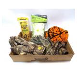 Lot: Hunting Gloves, Field Dressing Gloves and