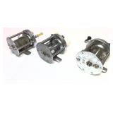 Lot: 3 Vintage fishing reels, includes: