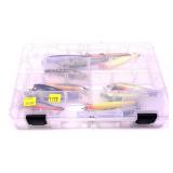 Lot, plastic tackle case with assorted lures