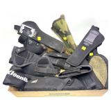 Lot, assorted holsters and cases including: