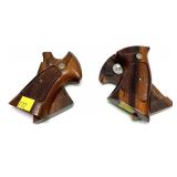 Lot: 2 Pairs of Smith & Wesson wooden grips