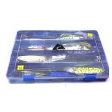 Lot, plastic tackle case with assorted spoons