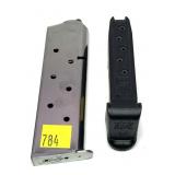 Lot, 2 6 Rd. magazines: 9mm  and ,45 ACP.