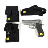 Smith & Wesson Model 5906 Stainless -9mm