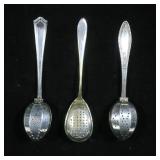 Lot, 3 silverplate tea infusers