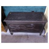 Lift-top trunk, 3