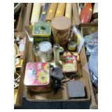 Lot, tea tins and other advertising tins