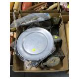 Lot, trivets, metal plates and misc