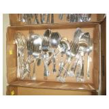 Lot, silverplate serving pieces