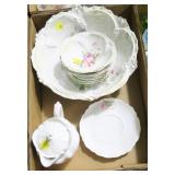 Lot, German bowl and 5 berry bowls, creamer