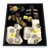Lot, military buttons, horse related pins and
