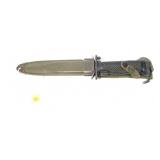 U.S. M5A1 knife/bayonet with U.S. M8A1 scabbard