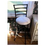 Swivel barstool