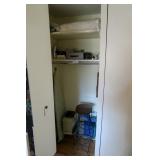 Lot, ironing board and iron stools, small