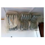 Set of 4 patio chairs