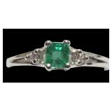 10K White gold 0.30 ct. emerald  cut natural