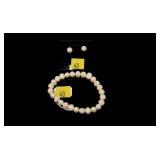 7" 7-6mm Freshwater pearl bracelet with matching