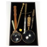 Lot, two magnifying glasses and four letter