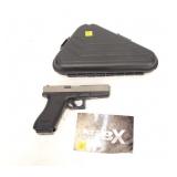 Glock Model 22 .40 S & W, 4.48" barrel with NIB-X