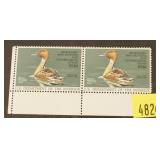 U.S. RW53 pair, Mint Never Hinged