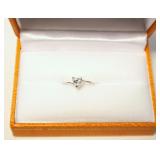 14K White gold heart shaped brilliant cut diamond