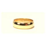10K Yellow gold band with millegrain detail