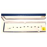 14K White gold dark blue sapphire bracelet,