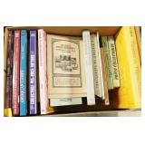 Lot, books on collectibles: furniture, Valentines,