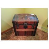 22" dome top trunk