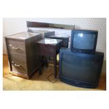 Lot, 27" and 2- 14" TV
