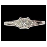 14K White gold 0.32 ct. princess cut diamond