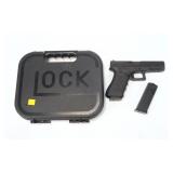 Glock Model 22 .40 S & W semi-auto, 4.48"