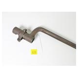 Crusiform socket bayonet