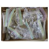 Lot, losoe ammo in bags: .32-20, .45, .303 Sav,