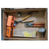 Lot, mold pourers, handle for bullet molds, misc