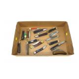 Lot, assorted pocket knives: Kutmaster, Barlow,
