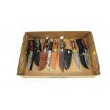 Lot, knives with sheaths: Winchester, Camillus and