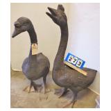 272