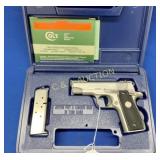 110FP  COLT MARK IV SERIES 80 380 CHECKER GRIPS