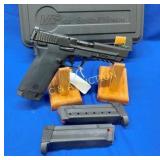 113FP  NIB S&W 22MAG. 30RD LIMINATING SIGHTS