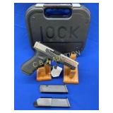 621EP  NIB GLOCK 17 G4 SS 9MM HEAVILY ENGRAVED