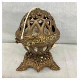 1879 CAST IRON STRING HOLDER 5X6 1/2