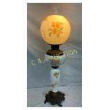 31" VICT. PARLOR LAMP W/ FOOTED CAST BASE