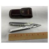 SWISS ARMY LEATHERMAN KNIFE W/ CASE