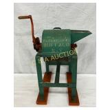 Carlino Tomato Masher, Buffalo, NY, 14´´ x 15