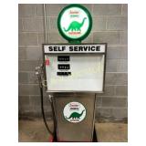 Bennett Model 448 Sinclair Dino Gas Pump with Glob