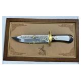 Colt Fixed-Blade Knife with Gold-Tone Guard and Di