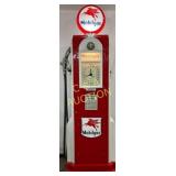 Wayne Model 866 Restored Gas Pump with Mobilgas Br
