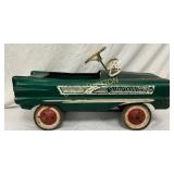AMF Suburbanite Pedal Car in Green with White, 18ï¿½