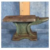 VTG. MINI JEWELER'S HOBBY ANVIL JAPAN GREEN